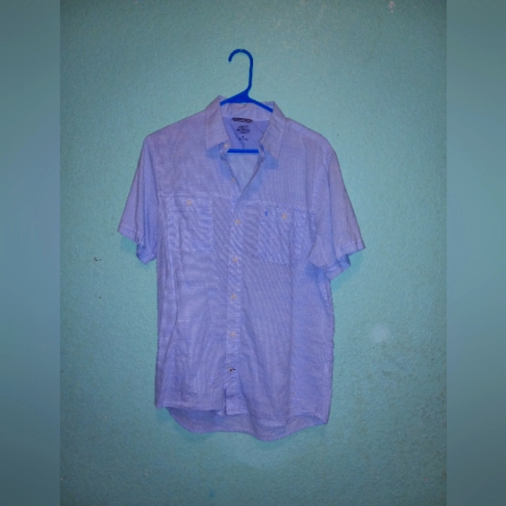 medium zaiz IZOD brand light blue shirt